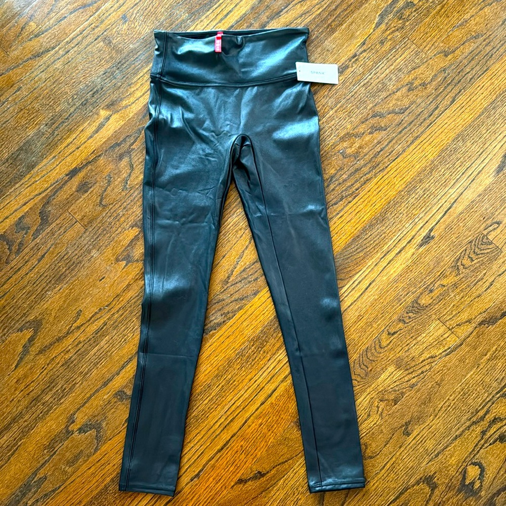 Spanx shaping faux leather leggings Size S petite NWT